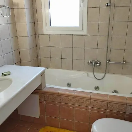 Apartment Helen Kipri (Andros)